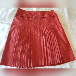 Beautiful Ann Taylor Loft Cotton Skirt in a Size 6!!